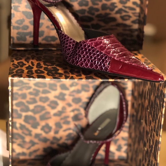 Python Pumps - Picture 3 of 3